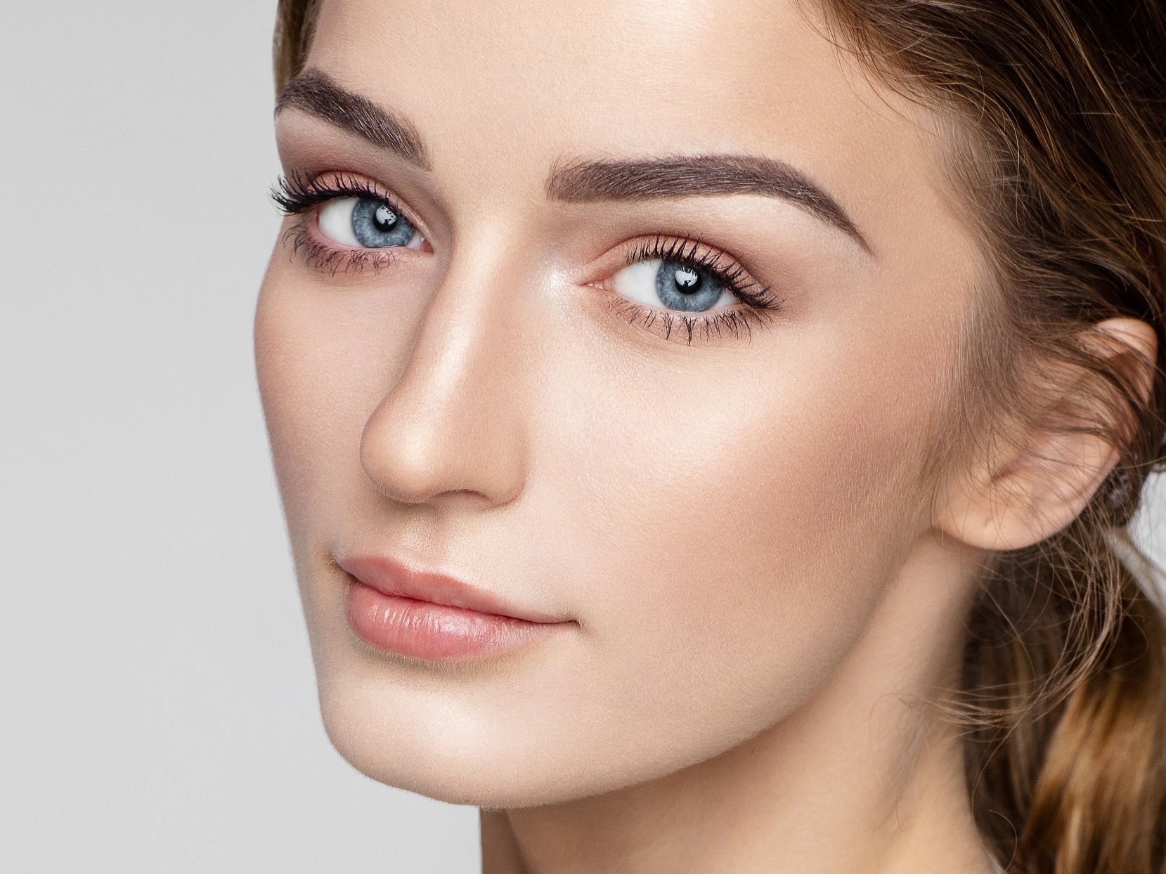 Warum Ist Ein Auge Größer Als Das Andere? Was Verursacht Unterschiedlich Große Augen?